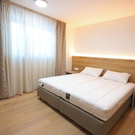 Aurturist Dobbiaco Roulette Apartment ภายนอก รูปภาพ